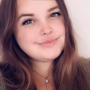 Meet your Posher, Carly